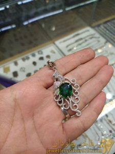 مدال سیمرغ زمرد تایلندی نقره 925 روکش طلا سفید