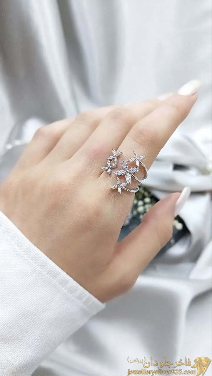 انگشتر جواهری بسیار زیبا کد 12467