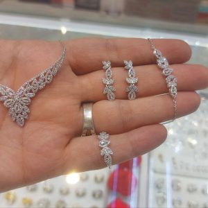 سرویس نقره مدل شکوفه‌های زمرد کد 15077