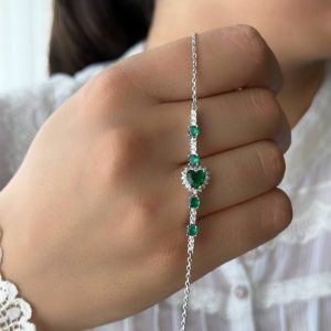 دستبند مدل قلب نگین دار کد 15288