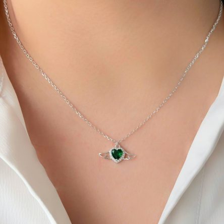 آویز مدل قلب بالدار نگین سبز کد ۱۵۳۱۷