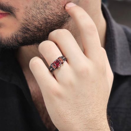 انگشتر نقره مردانه نگین سرخ کد ۱۵۳۶۰