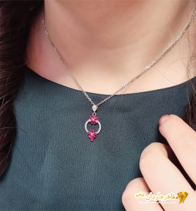 پلاک ظریف مدل گل نگین سرخ کد 15335