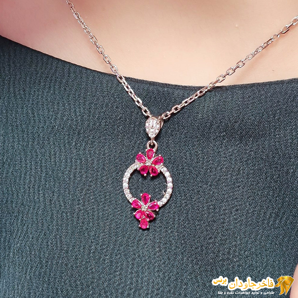 پلاک ظریف مدل گل نگین سرخ کد 15335 - تصویر دوم