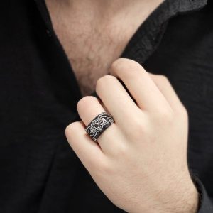 انگشتر نقره مردانه نقش دار کد 15363