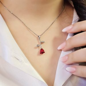 مدال آویز گل سرخ کد 15374