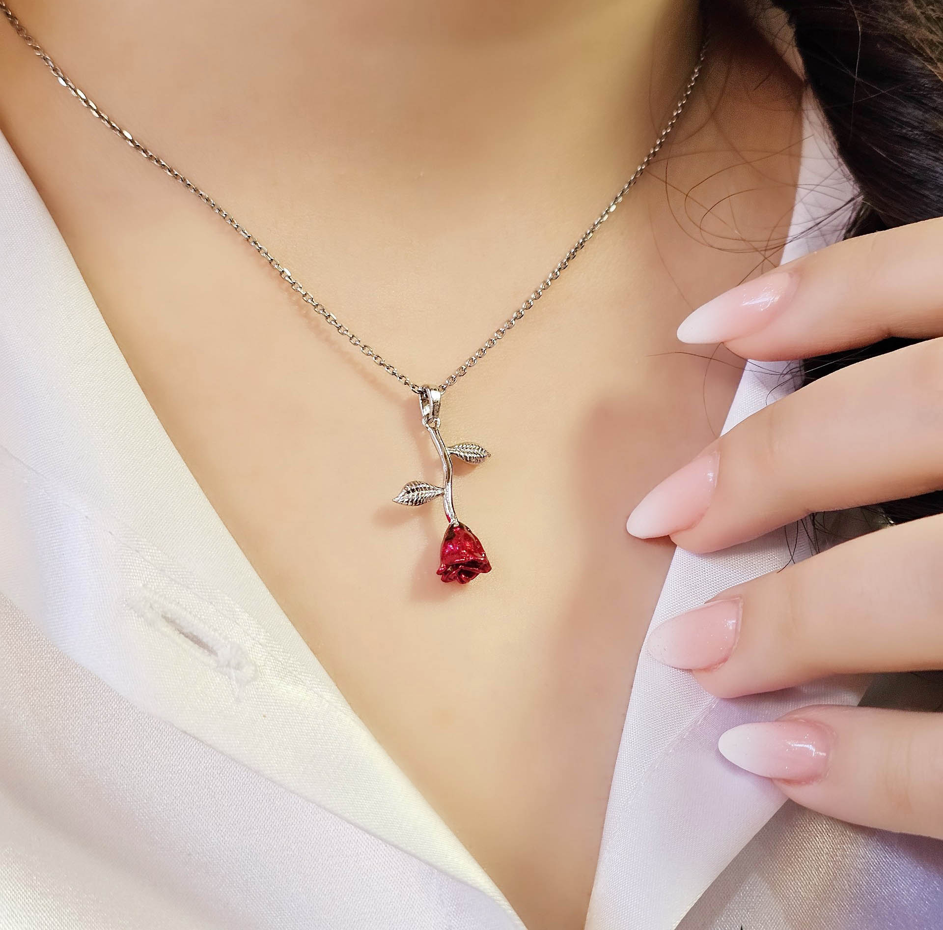 مدال آویز گل سرخ کد 15374