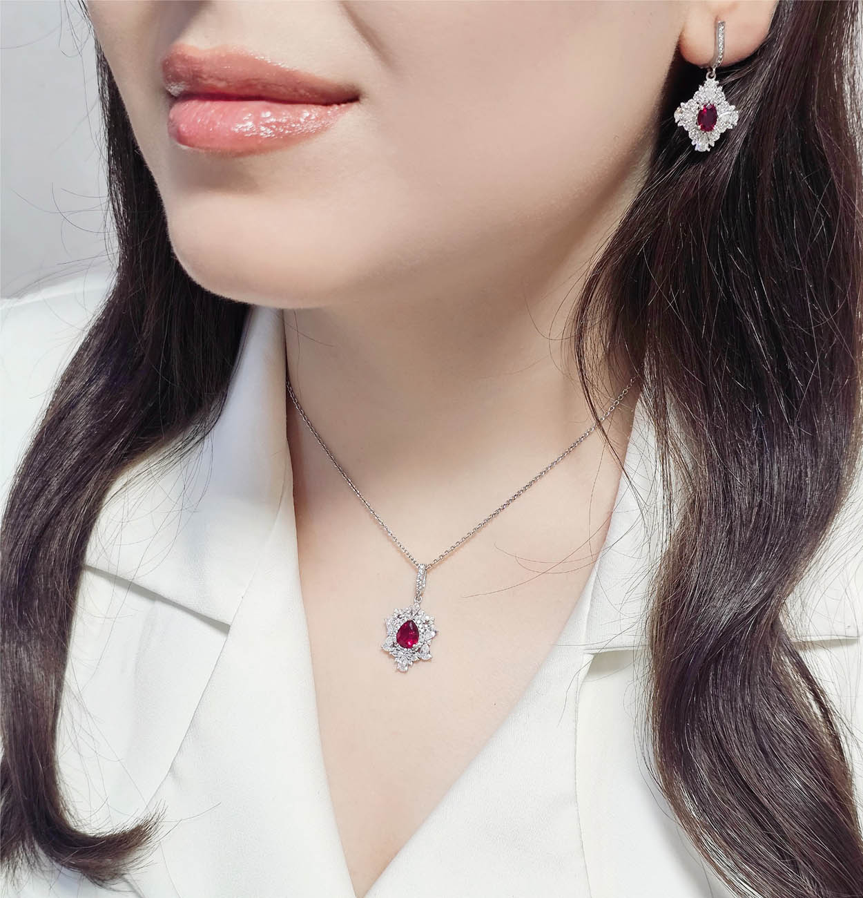 نیم ست جواهری نگین سرخ یاقوتی کد 15385