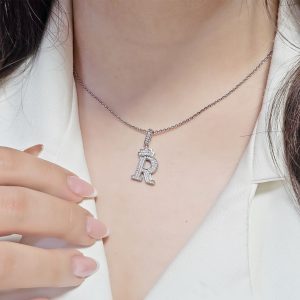 پلاک حروف R به همراه تاج کد 15378