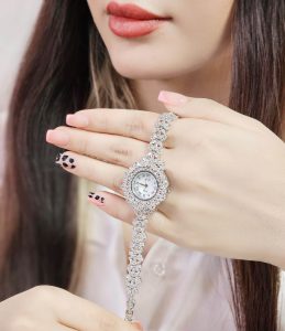 ساعت جواهری زنانه نقره کد 15377 درجه یک