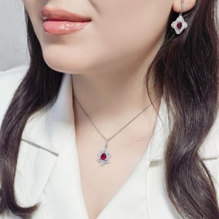 نیم ست جواهری نگین سرخ یاقوتی کد ۱۵۳۸۵