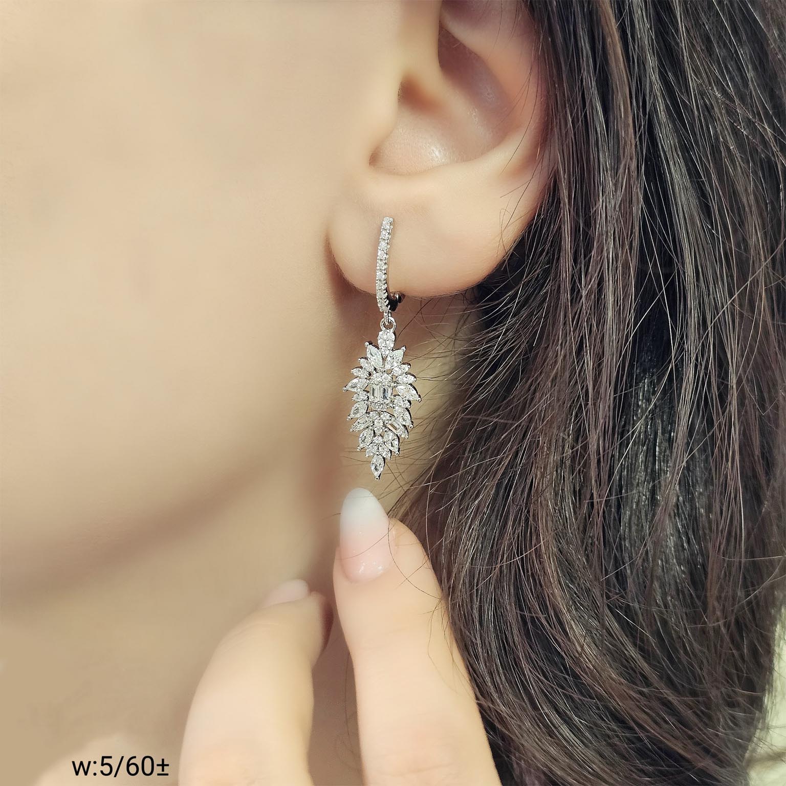 گوشواره جواهری نقره روکش طلا سفید کد 15449