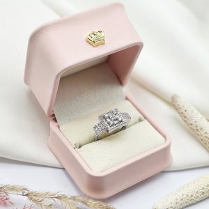 انگشتر جواهر زنانه امرالد کات کد 15465