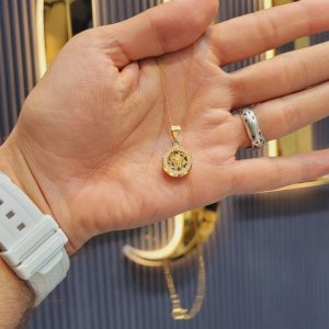 مدال ورساچه Versace طلا کد 15537