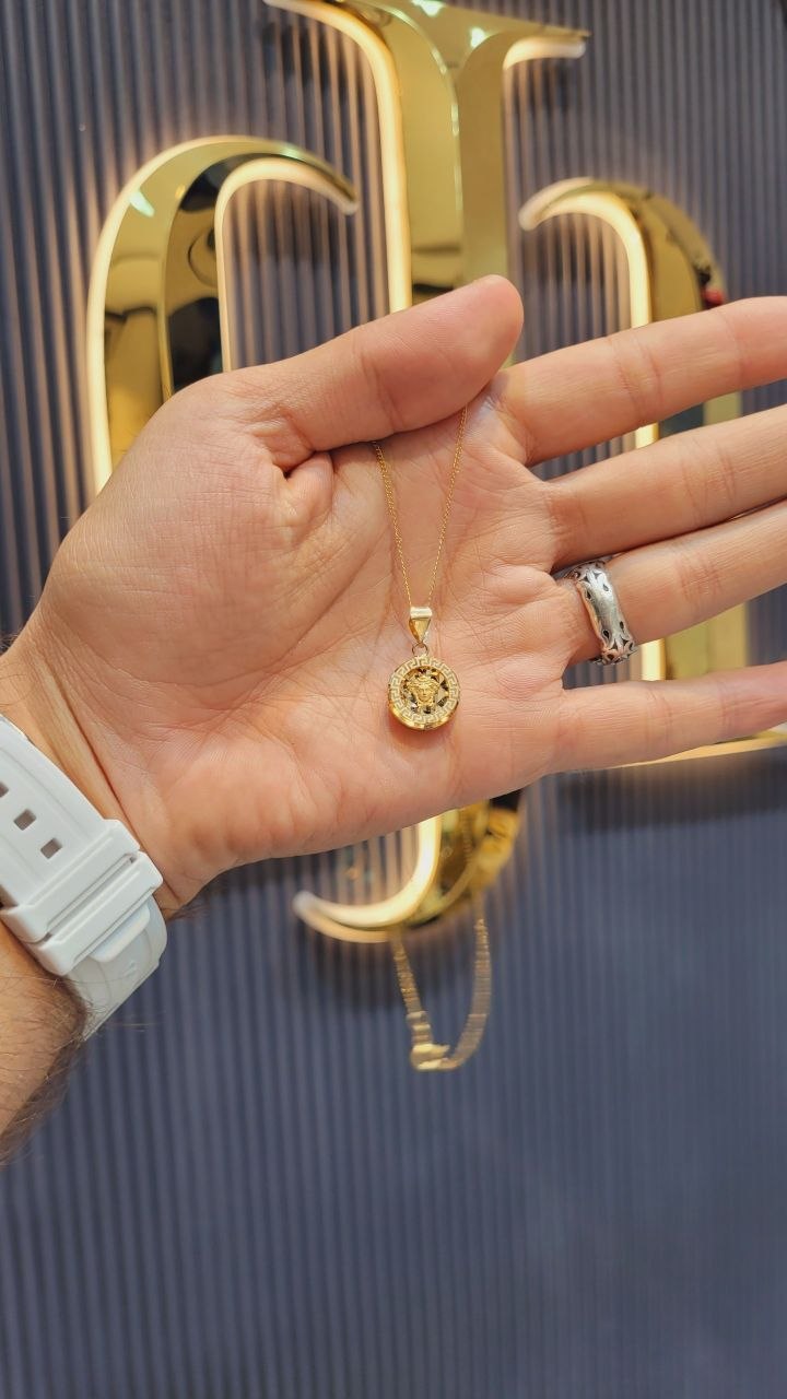 مدال ورساچه Versace طلا کد 15537
