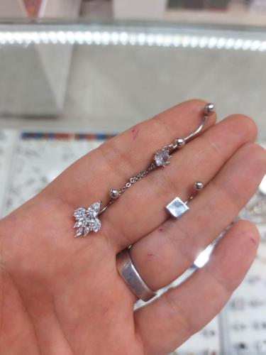 پیرسینگ ناف نقره