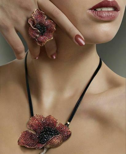 جواهر بی نظیر