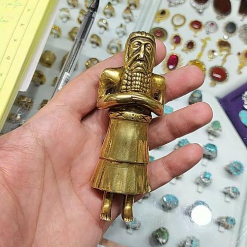 مجسمه نقره روکش طلا